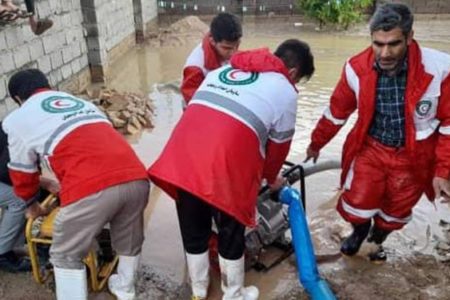 امدادرسانی هلال احمر به ۳۲۱ نفر گرفتار سیلاب خراسان رضوی