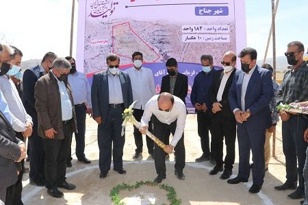 بیش از ۵ هزار قطعه زمین برای آغاز نهضت ملی مسکن در بستک به مردم واگذار شد