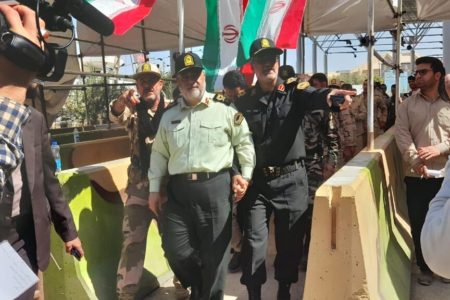 بازدید فرمانده کل نیروی انتظامی از مرز و پایانه مسافری چذابه