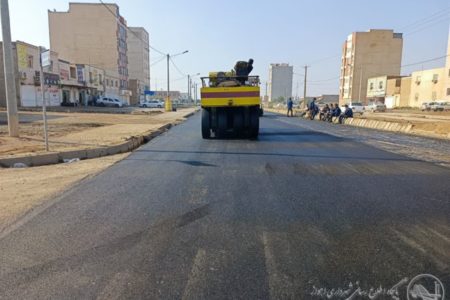 اجرای عملیات روکش آسفالت خیابان الحدید در کیانشهر