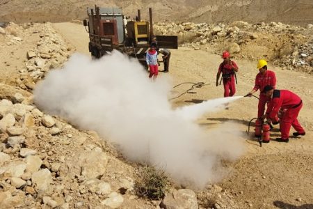 برگزاری مانور مشترک در مرکز انتقال نفت قطب آباد