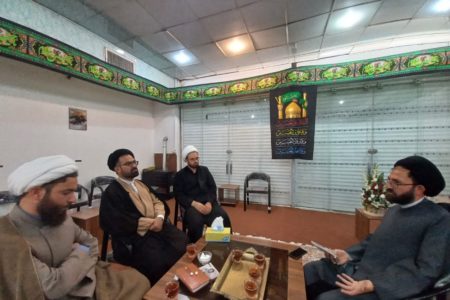 برگزاری نشست فصلی روحانیون مساجد شهرک های شمال غرب شیراز و صدرا در راستای جهاد تبیین 