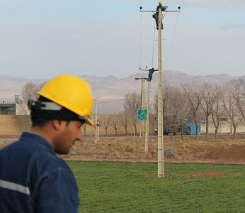 احداث ۵۲۲کیلومتر شبکه توزیع استان مرکزی در دولت سیزدهم