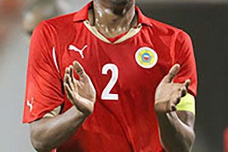کاپیتان اسبق بحرین: فوتبال ایران نسبت به قبل افت کرده است
