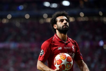 محمد صلاح: برای ماندن در لیورپول درخواست احمقانه‌ای ندارم