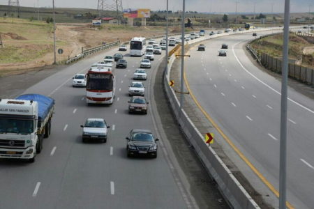 تردد در جاده‌های کرمانشاه امسال ۲۹ درصد افزایش یافت