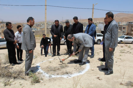 کلنگ زنی فاز جدید تعاونی مسکن کارکنان پست فارس