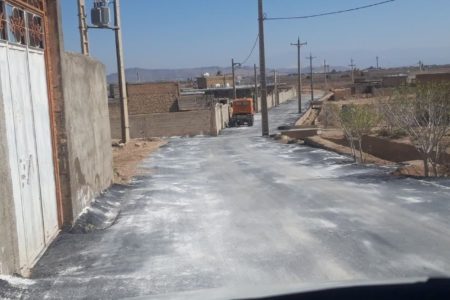 اجرای عملیات آسفالت در روستای سهل آباد بخش رونیز استهبان با مشارکت بنیاد مسکن