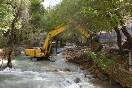 آزادسازی ۸۳۰ هکتار از حریم و بستر رودخانه‌های استان اصفهان