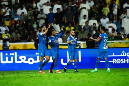 الهلال یک گام دیگر به قهرمانی نزدیک شد/ النصر با رونالدو به‌سختی پیروز شد