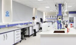 گواهینامه برنامه ایمنی آب برای چهار شهر و روستای هرمزگان صادر شد