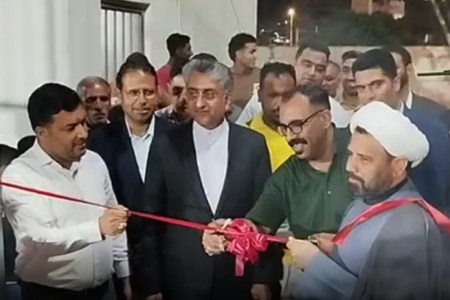  زمین ورزشی پشت بند بندرعباس به بهره برداری رسید