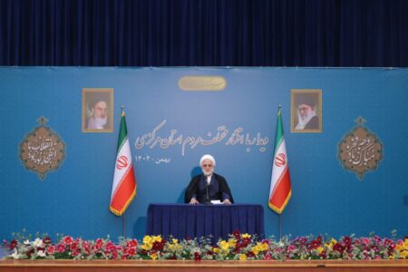 صریح می‌گوییم که هیچ امید و اعتمادی به دشمن نداریم   