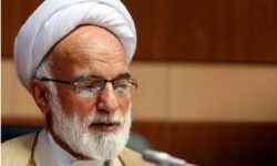 مردم با همه توان، از تمامیت ارضی کشور دفاع می کنند