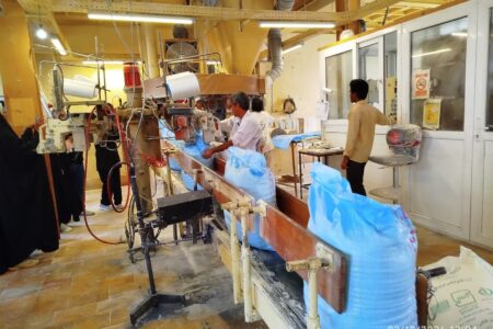 بازدید خبرنگاران از واحد های صنایع تبدیلی و غذایی هرمزگان /فعالیت ۲۵۳ واحدصنایع تبدیلی وغذایی در استان