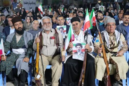 طنین غیرت ایل بهمئی زیر سقف بهون بختیاری در شب همبستگی اقوام