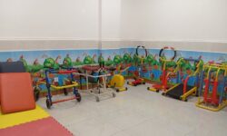 بیش از ۶۰ دستگاه انواع بازی های دیجیتال و هیجانی در شهربازی مجتمع آفتاب در اختیار کودکان و نوجوانان است