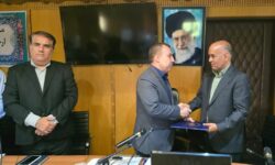 تقدیر مدیرعامل شرکت مهندسی آب و فاضلاب کشور از مدیرعامل و کارکنان آبفای هرمزگان/انسجام و تمرکز، رمز موفقیت آبفای هرمزگان در مدیریت بحران بود/ عملکرد آبفای هرمزگان در روزهای جنگ باید به عنوان سند تاریخی ثبت شود