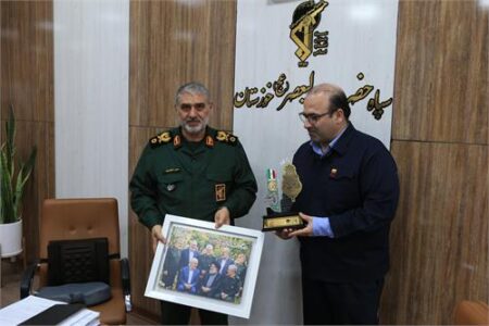 دیدار مدیرعامل شرکت فولاد خوزستان با فرمانده سپاه حضرت ولی‌عصر(عج)
